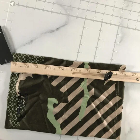 Oakley Neck Gaiter Mens One Size Green Camo Stripe Factory Pilot Neck Warmer - Picture 7 of 9
